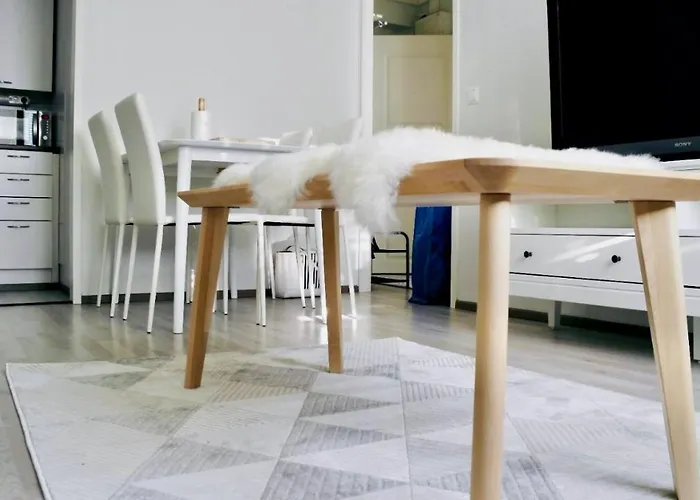 Ilona Apartments - \