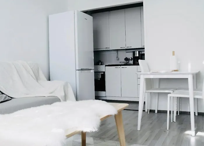 Ilona Apartments - \
